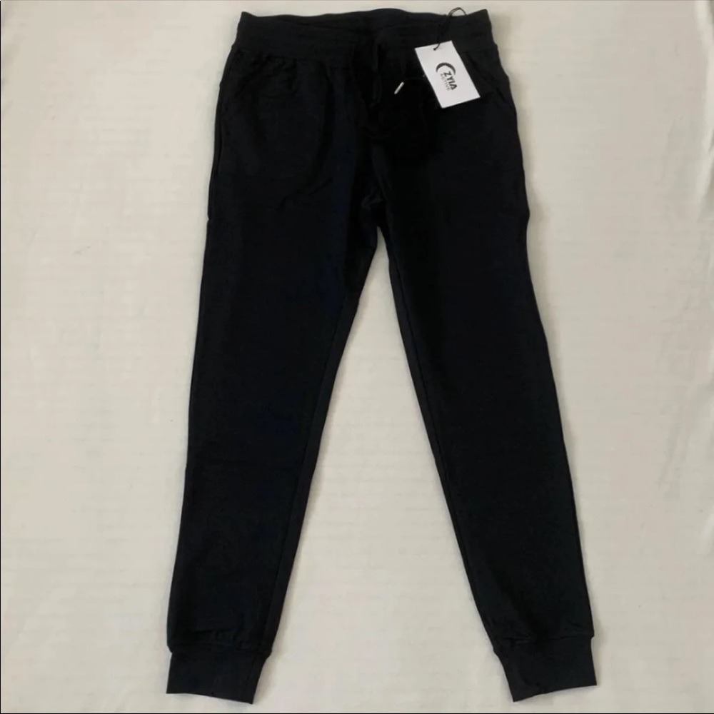 Black Unwind Jogger - Picture 7 of 11